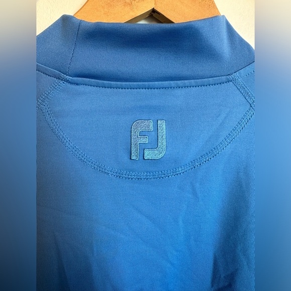 SOLD- FootJoy Mens Thermal Base Layer Size XL Long Sleeve TeeShirt With MockNeck - Picture 4 of 5